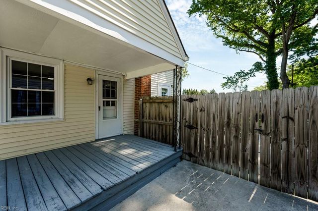 7708 Gloucester AVE, Norfolk, VA 23505