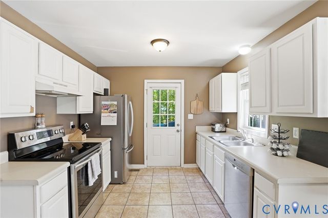 15013 Featherchase Dr, Chesterfield, VA 23832