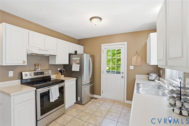 15013 Featherchase Dr, Chesterfield, VA 23832