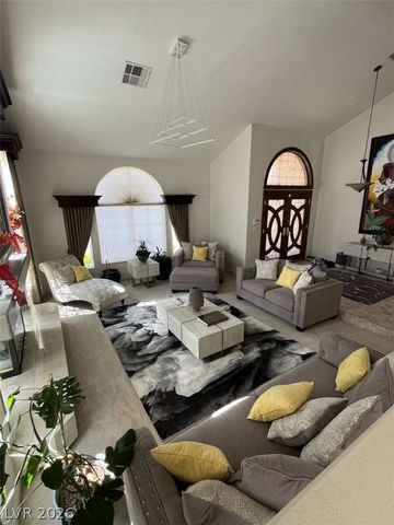 8728 Castle Hill Avenue, Las Vegas, NV 89129