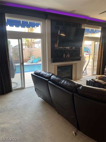 8728 Castle Hill Avenue, Las Vegas, NV 89129