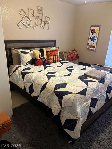 8728 Castle Hill Avenue, Las Vegas, NV 89129