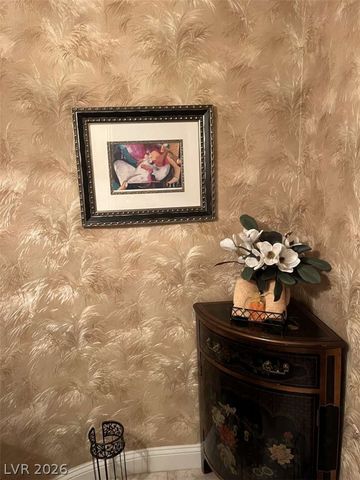 8728 Castle Hill Avenue, Las Vegas, NV 89129