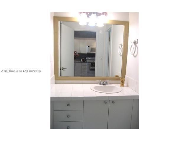 100 Lincoln Rd 437, Miami Beach, FL 33139