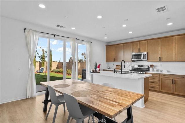 14294 Hercules Street, Hesperia, CA 92435