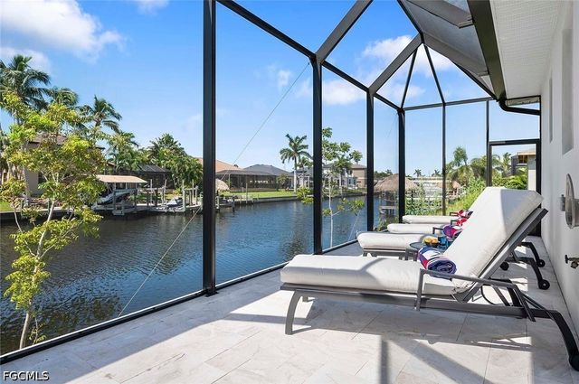 2802 Gleason PKWY, Cape Coral, FL 33914