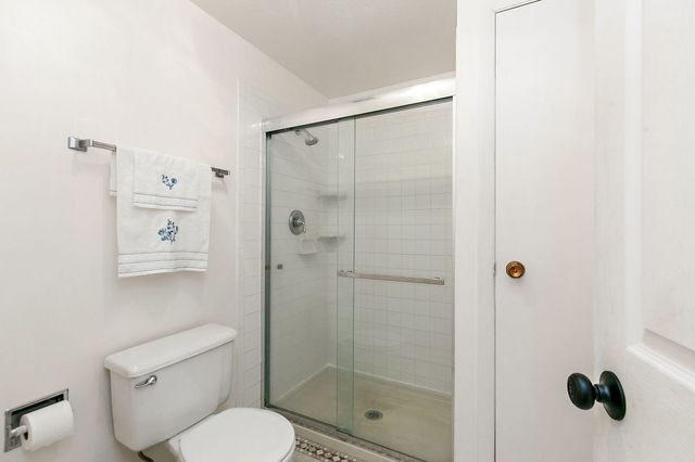 31 S Salem Drive, Schaumburg, IL 60193