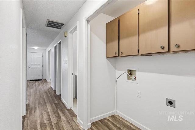 4151 N Patton Ave, Boise, ID 83704