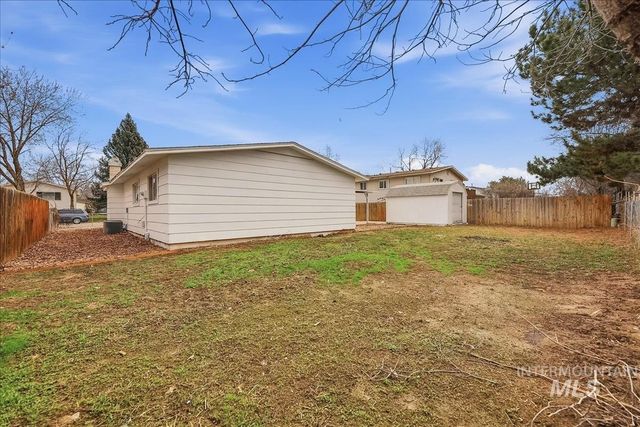 4151 N Patton Ave, Boise, ID 83704