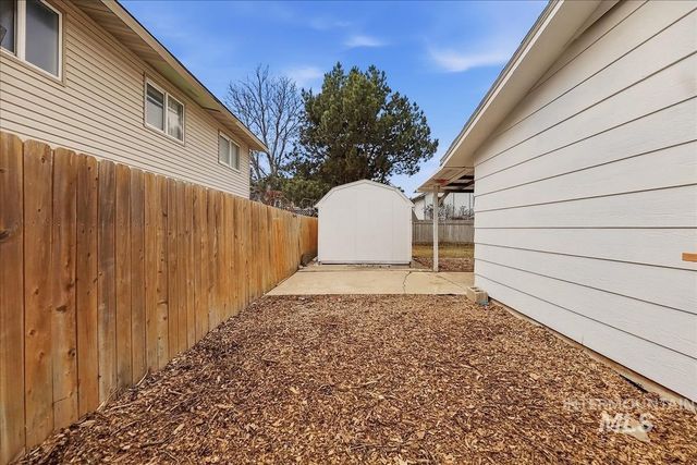 4151 N Patton Ave, Boise, ID 83704