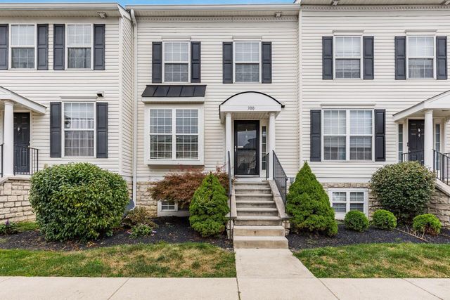 300 Pagodatree Drive, Blacklick, OH 43004