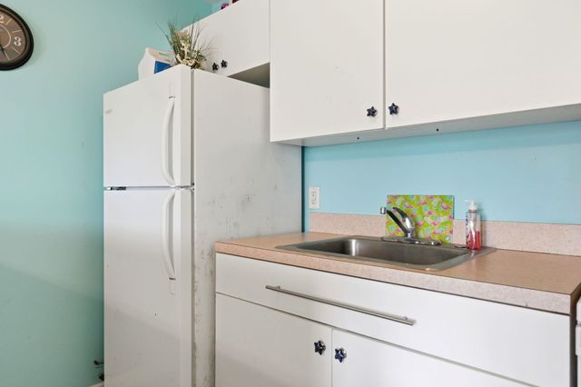 804 12th Ave S Apt 104, North Myrtle Beach, SC 29582
