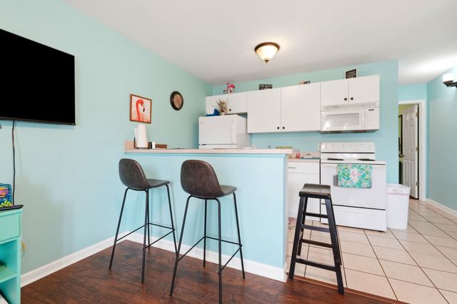 804 12th Ave S Apt 104, North Myrtle Beach, SC 29582