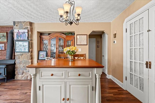 779 Catawba RD, Daleville, VA 24083