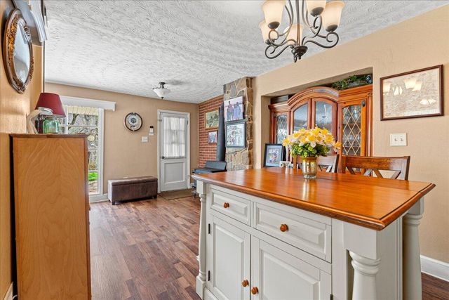 779 Catawba RD, Daleville, VA 24083