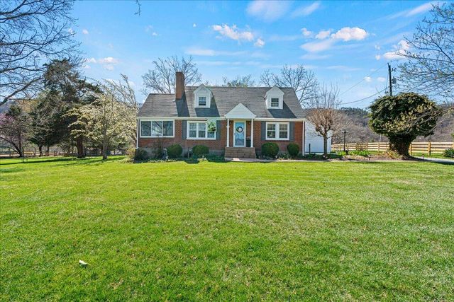 779 Catawba RD, Daleville, VA 24083