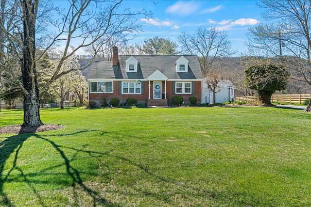 779 Catawba RD, Daleville, VA 24083