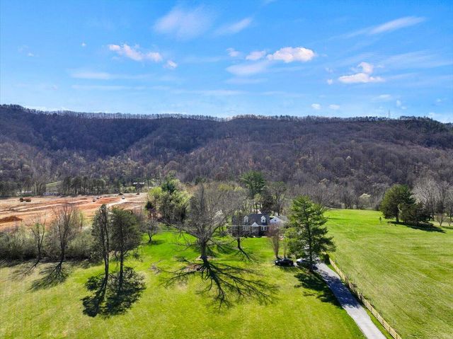 779 Catawba RD, Daleville, VA 24083