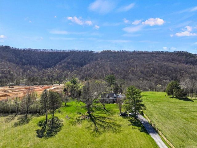 779 Catawba RD, Daleville, VA 24083