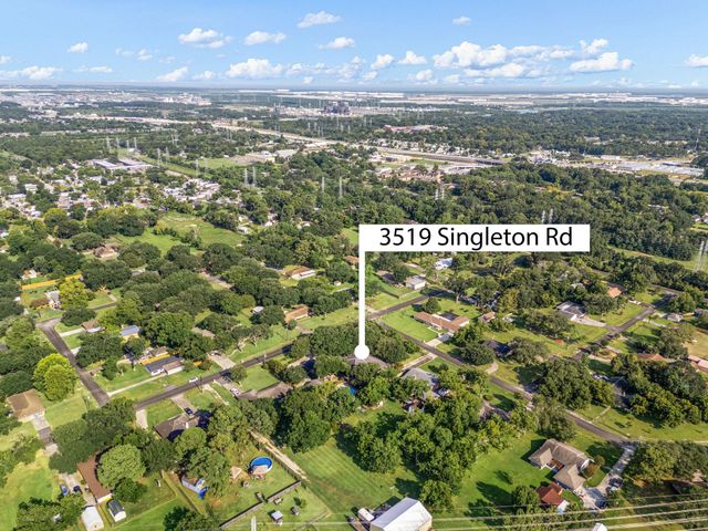 3519 Singleton Road, Baytown, TX 77521
