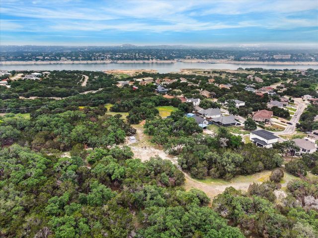 511 District LN, Lago Vista, TX 78645