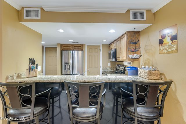 2046 Beach Boulevard, 328, Biloxi, MS 39531