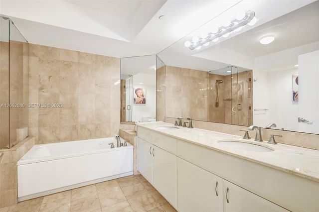6365 Collins Avenue 3002, Miami Beach, FL 33141