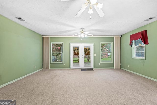 842 Twin Oaks Drive, Monroe, GA 30655