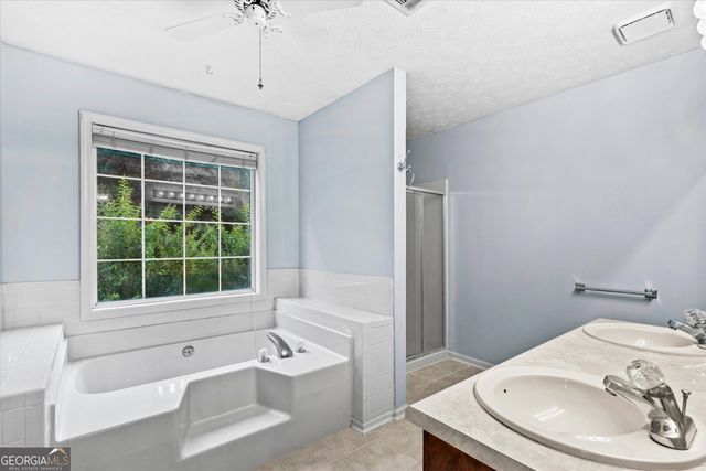 842 Twin Oaks Drive, Monroe, GA 30655