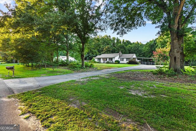 842 Twin Oaks Drive, Monroe, GA 30655