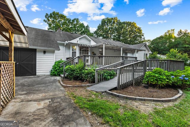 842 Twin Oaks Drive, Monroe, GA 30655