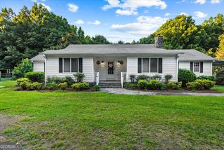 842 Twin Oaks Drive, Monroe, GA 30655