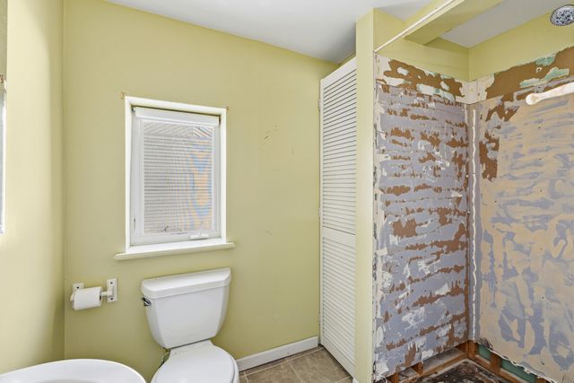 512 Hill Street, La Porte, IN 46350