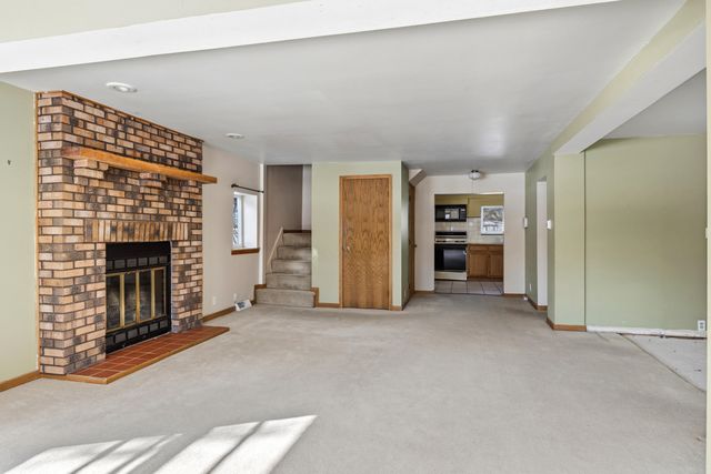 512 Hill Street, La Porte, IN 46350