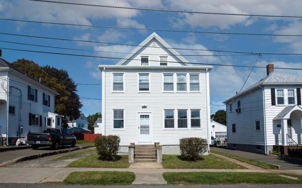 13 Nelson Rd 1, Peabody, MA 01960