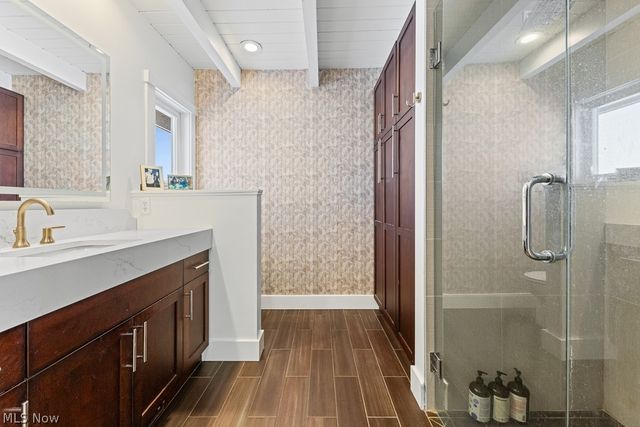 6480 Frederick Avenue NE, Alliance, OH 44601