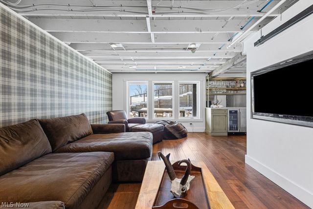 6480 Frederick Avenue NE, Alliance, OH 44601