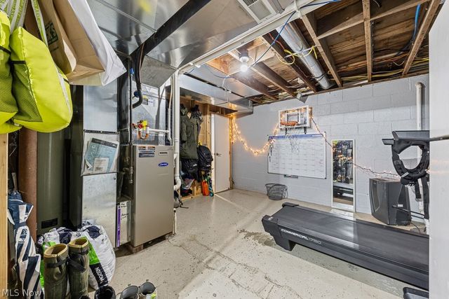 6480 Frederick Avenue NE, Alliance, OH 44601