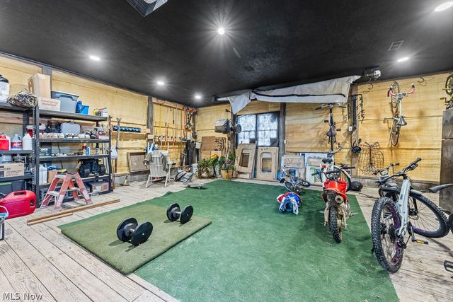 6480 Frederick Avenue NE, Alliance, OH 44601