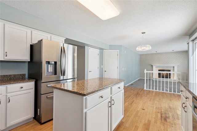 7730 Burr Ridge Drive NE, Cedar Rapids, IA 52402