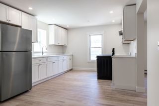 71 Friend St 2nd, Gloucester, MA 01930