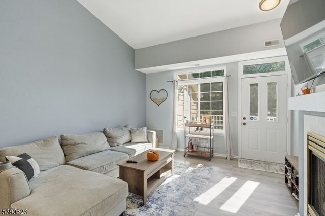 86 Wescott Road, Bedminster Twp., NJ 07921