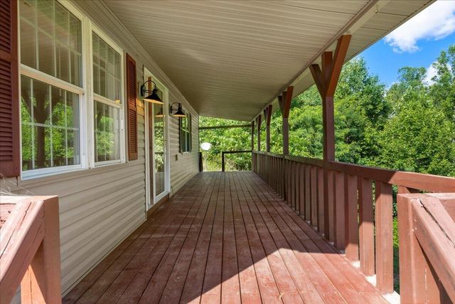 3449 Barkers Branch Road, Stanton, KY 40380