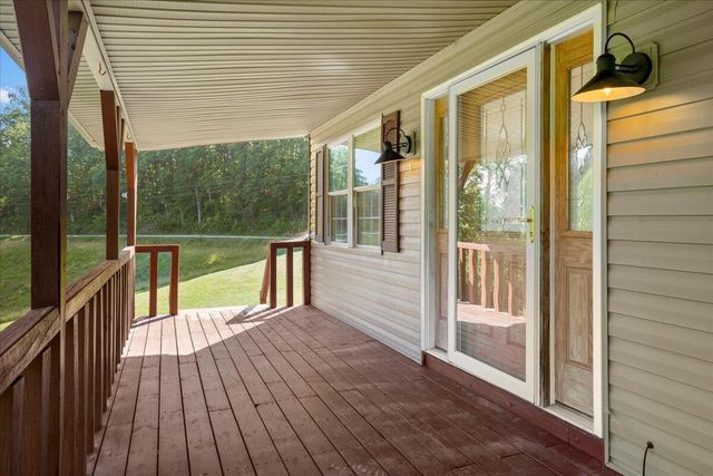 3449 Barkers Branch Road, Stanton, KY 40380