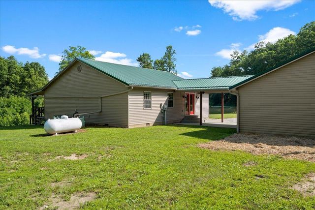 3449 Barkers Branch Road, Stanton, KY 40380