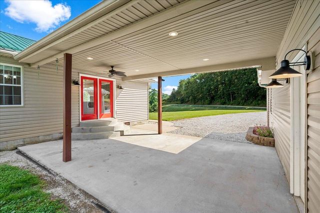 3449 Barkers Branch Road, Stanton, KY 40380