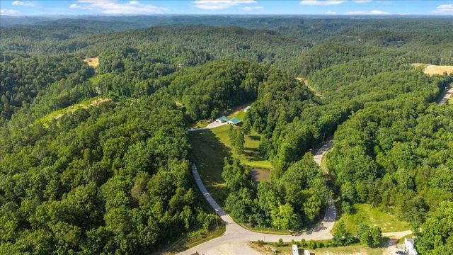 3449 Barkers Branch Road, Stanton, KY 40380