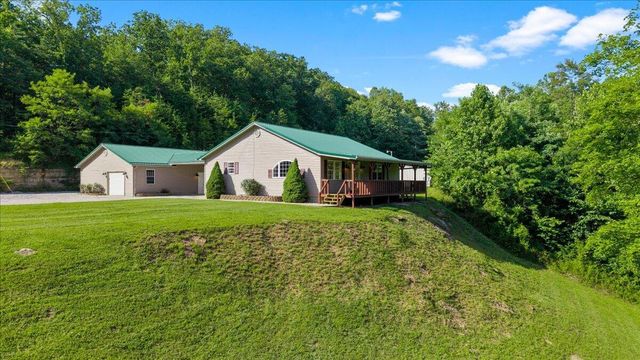 3449 Barkers Branch Road, Stanton, KY 40380