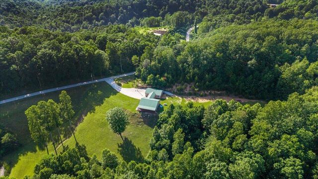 3449 Barkers Branch Road, Stanton, KY 40380