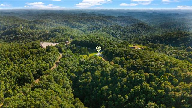 3449 Barkers Branch Road, Stanton, KY 40380